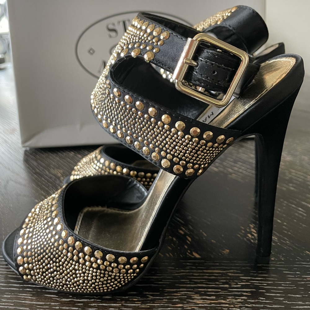 Steve Madden Haiile Black & Gold Stiletto